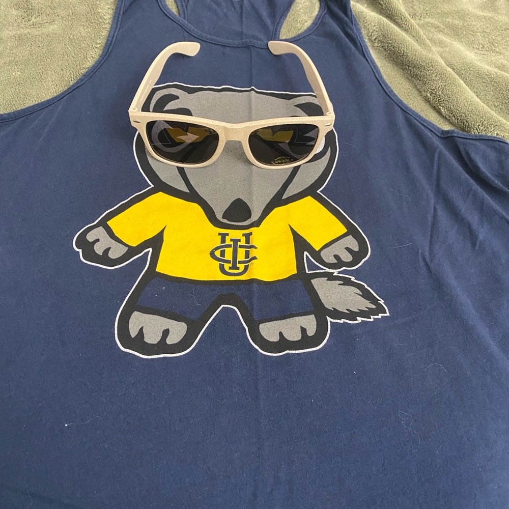 UCI work out tank top and UCI glasses